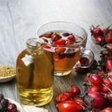 Šipak za gastritis: da li se može piti odvar, infuzija, čaj, sirup